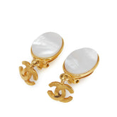 シャネル ココマーク シェルスィング イヤリング ゴールド ホワイト メッキ レディース CHANEL 【中古】